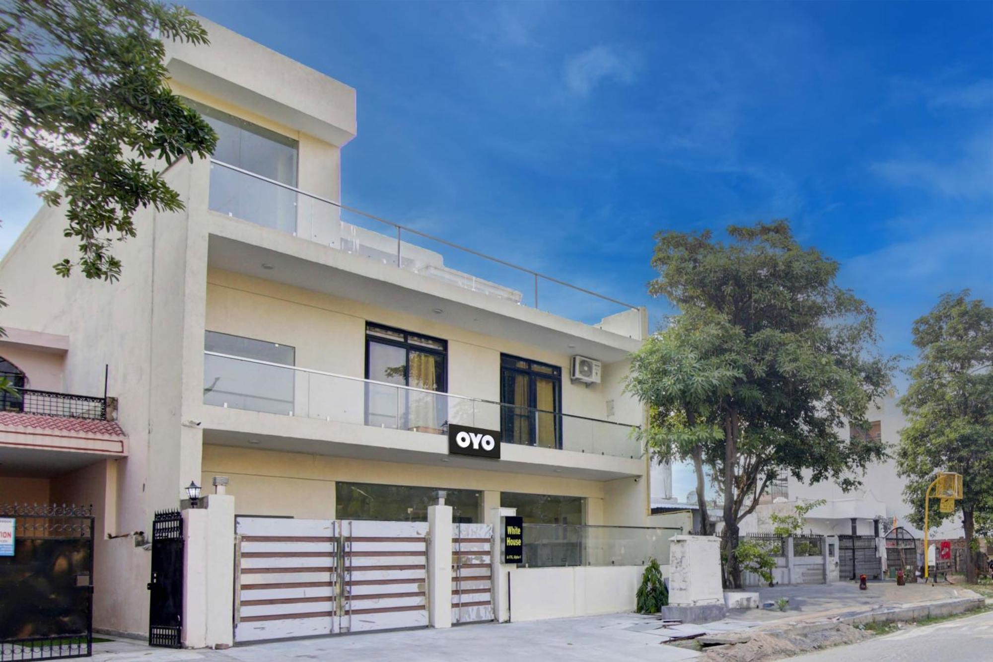Oyo White House Hotel Noida Luaran gambar